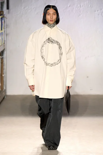 Look 34